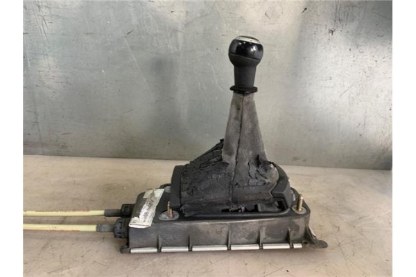 Recambio de conjunto palanca cambio velocidad para seat ibiza (6l1) 1.4 16v referencia OEM IAM 6Q0711049BA 6Q0711265AA 