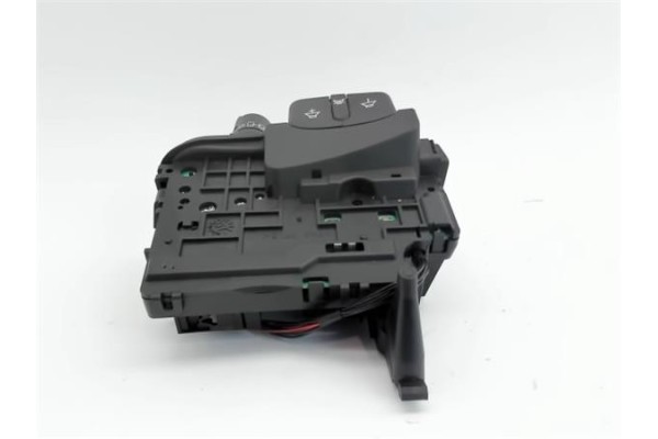 Recambio de mando limpiaparabrisas para renault scenic ii (jm) referencia OEM IAM   