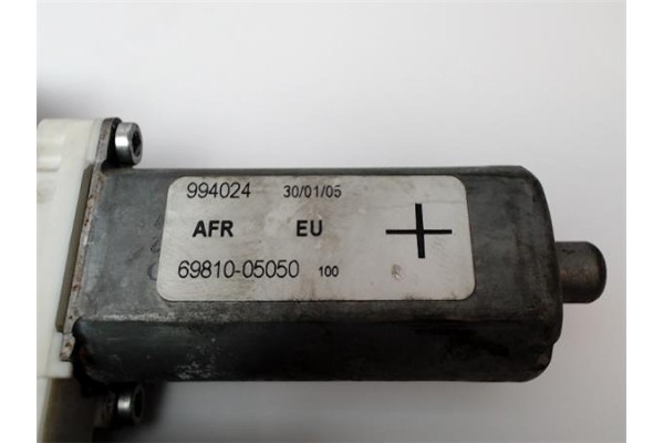 Recambio de mecanismo elevalunas delantero derecho para toyota avensis berlina (t25) 2.2 d-4d executive berlina (5-ptas.) refere