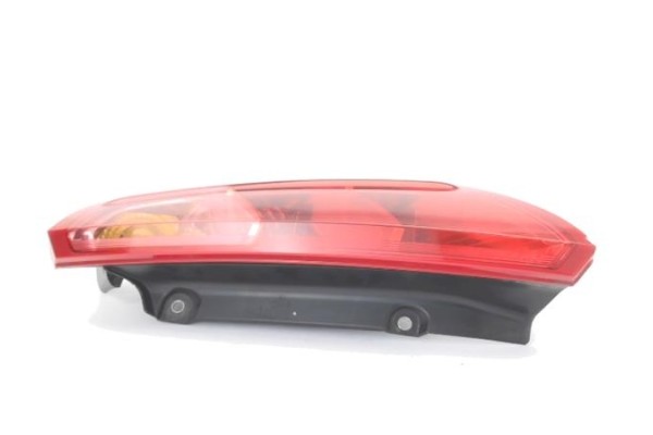 Recambio de piloto trasero derecho para fiat punto / grande punto (199) 1.4 referencia OEM IAM 51701590  