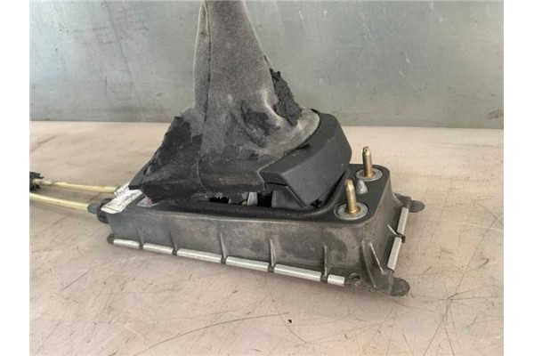 Recambio de conjunto palanca cambio velocidad para seat ibiza (6l1) 1.4 16v referencia OEM IAM 6Q0711049BA 6Q0711265AA 