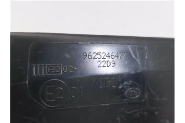 Recambio de retrovisor electrico derecho para citroen xsara berlina 1.6 image referencia OEM IAM 9625246477  