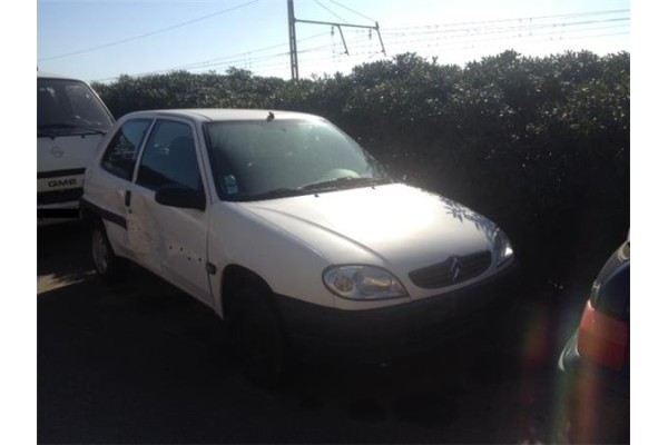 citroen saxo (1996) del año 