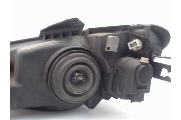 Recambio de faro delantero dcho para peugeot 206 referencia OEM IAM 6205S7  