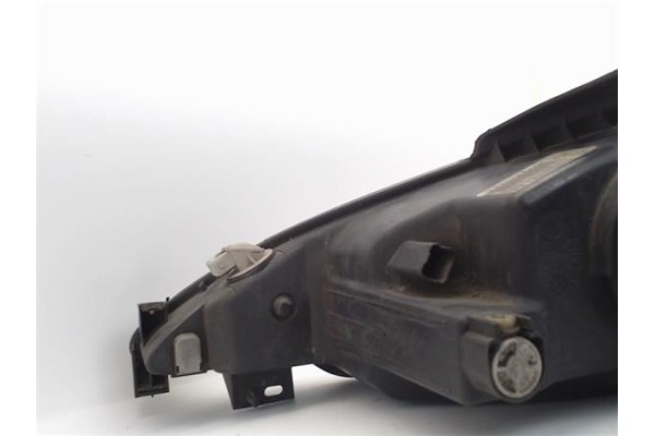 Recambio de faro delantero dcho para peugeot 206 referencia OEM IAM 6205S7  