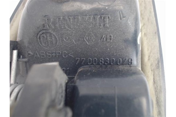 Recambio de manilla int. puerta delantero derecha para renault megane i (ba0/1_) 1.9 d eco (b/sa0u, ba0a) referencia OEM IAM 770