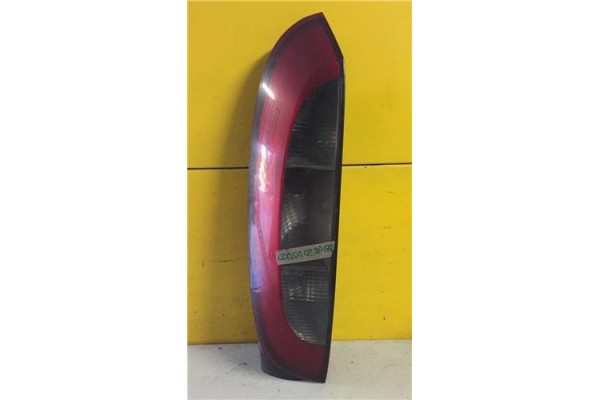 Recambio de piloto trasero izquierdo para opel corsa c (2000) 1.0 club [1,0 ltr. - 43 kw 12v cat (z 10 xe / lw3)] referencia OEM