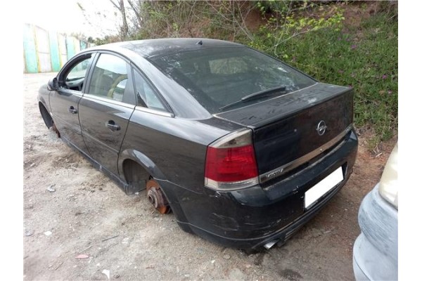opel vectra c berlina del año 2006