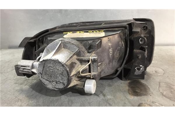 Recambio de faro antiniebla izquierdo para renault clio i fase iii 1.2 campus referencia OEM IAM   