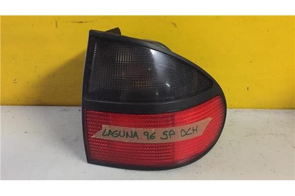 Recambio de piloto trasero derecho para renault laguna (b56)(1994) 1.8 anade [1,8 ltr. - 66 kw] referencia OEM IAM 7700820051  