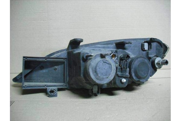 Recambio de faro delantero dcho para nissan primera hatchback (p11) referencia OEM IAM   