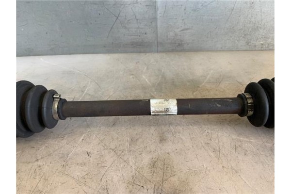 Recambio de palier delantero izquierdo para hyundai getz (tb) 1.1 referencia OEM IAM 495001C000  
