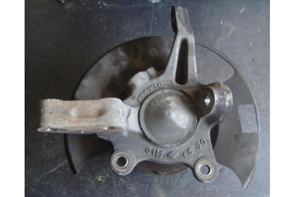 Recambio de mangueta delantero izquierda para nissan vanette cargo (hc23) 2.3 d referencia OEM IAM 400159C501  