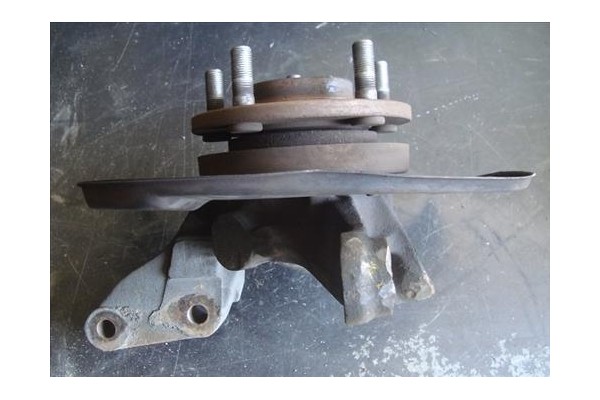 Recambio de mangueta delantero izquierda para nissan vanette cargo (hc23) 2.3 d referencia OEM IAM 400159C501  