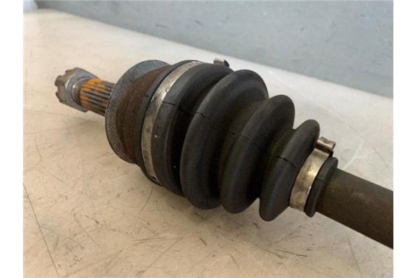 Recambio de palier delantero izquierdo para hyundai getz (tb) 1.1 referencia OEM IAM 495001C000  