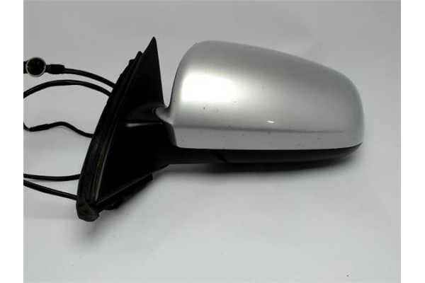 Recambio de retrovisor electrico izquierdo para audi a4 avant (8e) referencia OEM IAM   