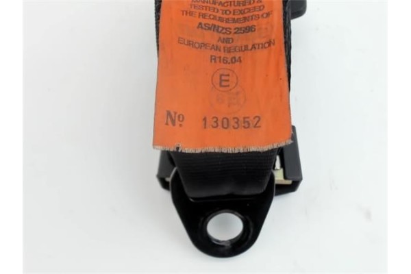 Recambio de cinturon seguridad trasero izquierdo para peugeot 205 berlina referencia OEM IAM  130352 