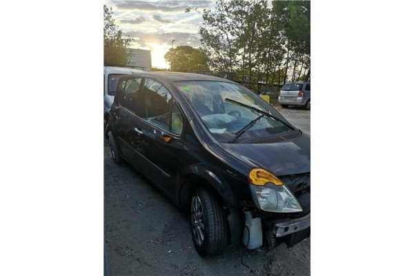 renault modus i (2004) del año 