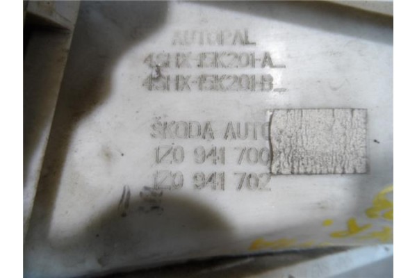 Recambio de faro antiniebla derecho para skoda octavia berlina (1z3)(2004) 2.0 tdi 16v referencia OEM IAM 1Z0941700 1Z0941702 