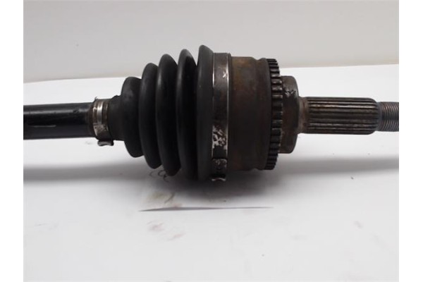 Recambio de palier delantero izquierdo para toyota avensis berlina (t22) 2.0 td (ct220_) referencia OEM IAM   