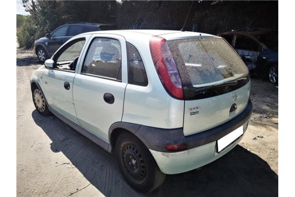 opel corsa c del año 2001