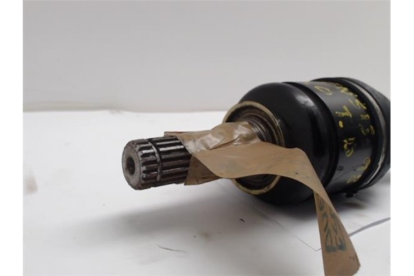 Recambio de palier delantero izquierdo para toyota avensis berlina (t22) 2.0 td (ct220_) referencia OEM IAM   