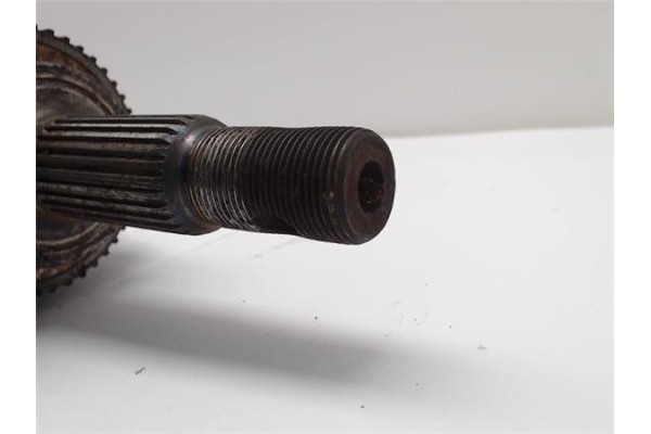 Recambio de palier delantero izquierdo para toyota avensis berlina (t22) 2.0 td (ct220_) referencia OEM IAM   