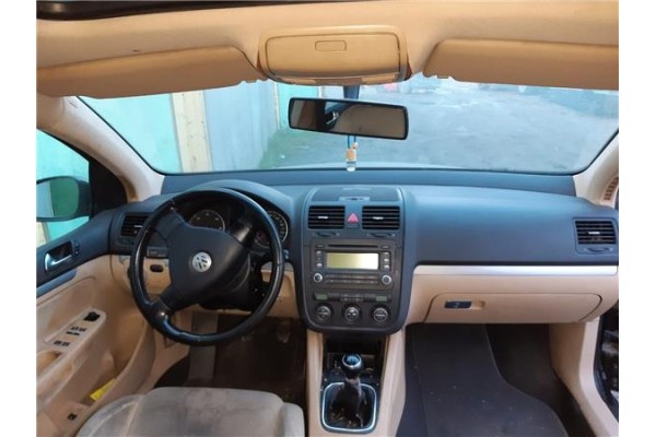 volkswagen golf v (1k1) del año 2006