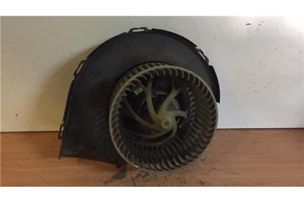 Recambio de motor calefaccion para citroen saxo 1.4 vts referencia OEM IAM  8290528 