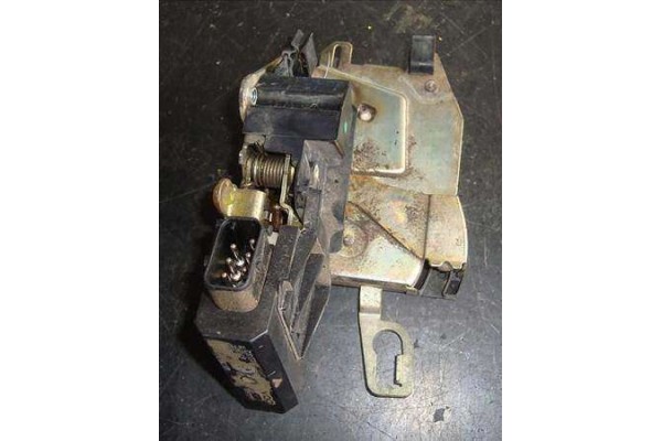Recambio de cierre electromagnetico delantero derecho para bmw serie 3 berlina (e36) 1.8 318i referencia OEM IAM 51218122204  