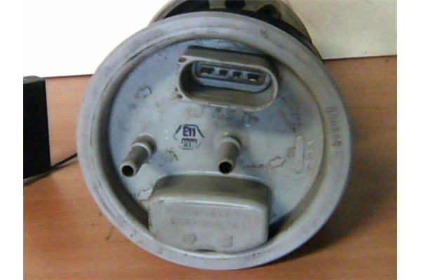 Recambio de bomba combustible para volkswagen polo iv (9n1) 1.4 tdi referencia OEM IAM 6N0919050 220212006001 