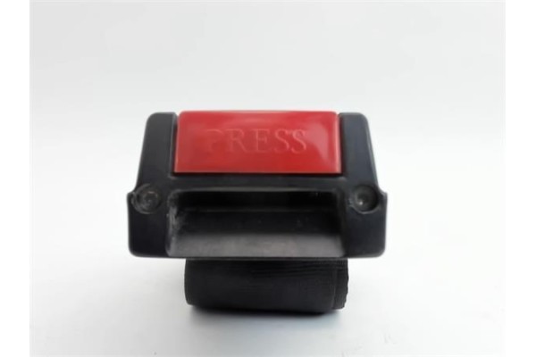 Recambio de anclaje cinturon trasero derecho para peugeot 205 berlina referencia OEM IAM   
