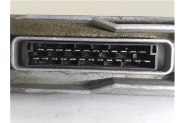 Recambio de centralita para renault megane i (ba0/1_) 1.9 d referencia OEM IAM 7700867275 R04080001H 