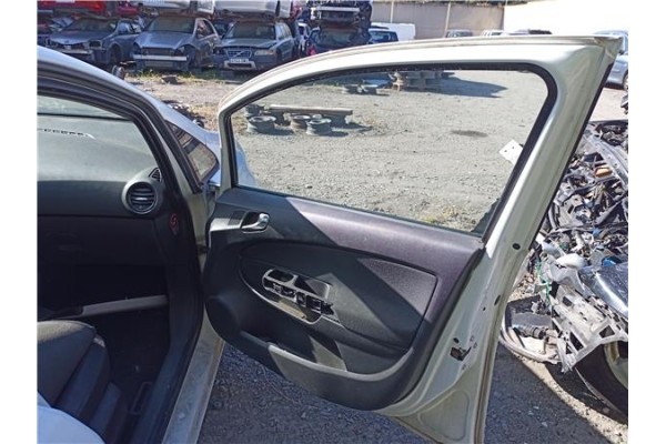 Recambio de puerta delantero derecha para opel corsa d 1.3 cdti referencia OEM IAM 93189329  