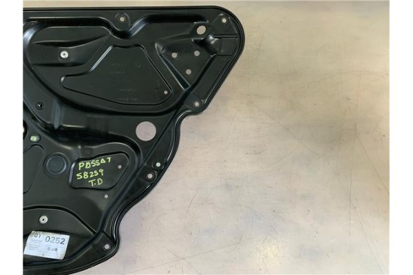 Recambio de elevalunas electrico trasero derecho para volkswagen passat berlina (3c2) 2.0 tdi referencia OEM IAM 1K0959704P  