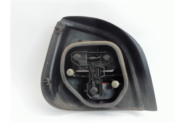 Recambio de piloto trasero derecho para renault megane i scenic (ja0) referencia OEM IAM 7700831731  