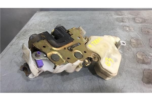 Recambio de cierre electromagnetico delantero derecho para nissan x-trail (t30) 2.5 4x4 referencia OEM IAM 80552AA200 89A910 