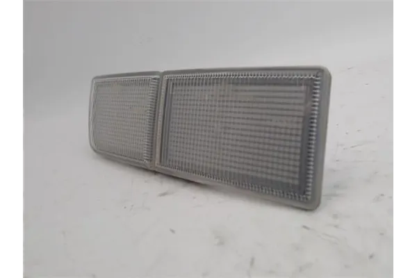 Recambio de piloto delantero luz diurna para volkswagen golf iii (1h1) 2.0 referencia OEM IAM 1H0941777  