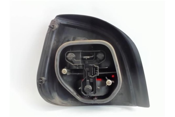 Recambio de piloto trasero derecho para renault megane i scenic (ja0) referencia OEM IAM 7700831731  