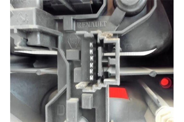 Recambio de piloto trasero derecho para renault megane i scenic (ja0) referencia OEM IAM 7700831731  