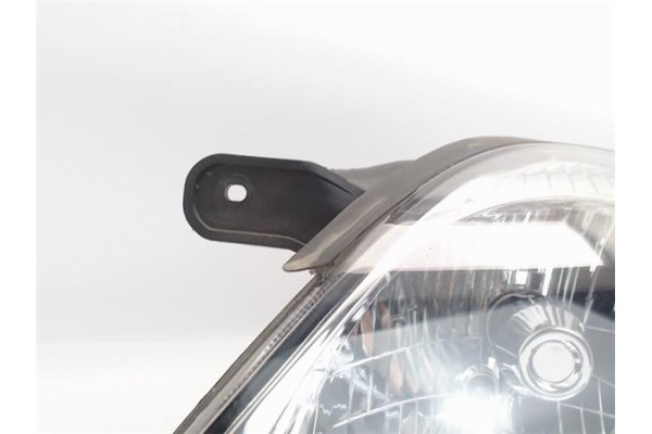 Recambio de faro delantero izquierdo para kia rio (bc) referencia OEM IAM 92101FD010  