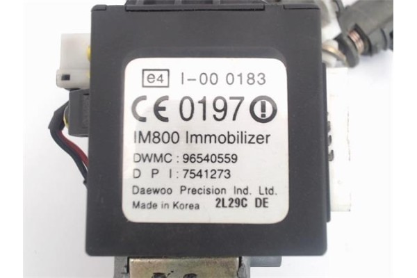 Recambio de clausor para daewoo kalos 1.4 se referencia OEM IAM I000183 96540559 
