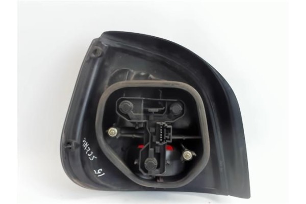 Recambio de piloto trasero derecho para renault megane i scenic (ja0) referencia OEM IAM 7700831731  