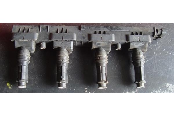 Recambio de bobina encendido para opel corsa b 1.4 i referencia OEM IAM 90543253 0221503015 