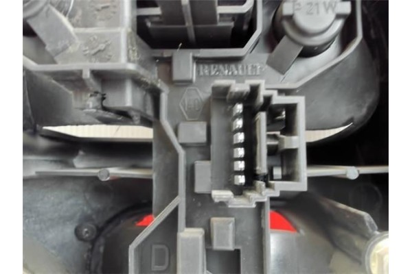 Recambio de piloto trasero derecho para renault megane i scenic (ja0) referencia OEM IAM 7700831731  