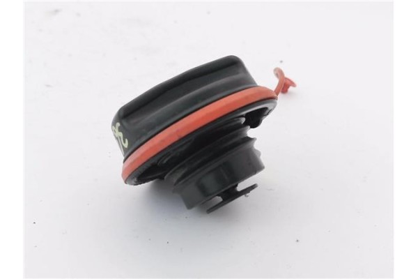 Recambio de tapon combustible para opel corsa d 1.3 cdti referencia OEM IAM 13183307 13228891 