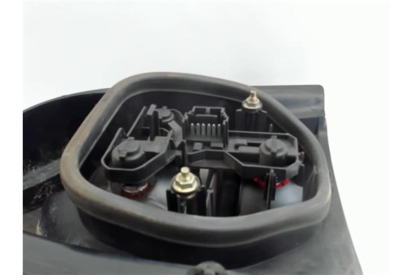 Recambio de piloto trasero derecho para renault megane i scenic (ja0) referencia OEM IAM 7700831731  