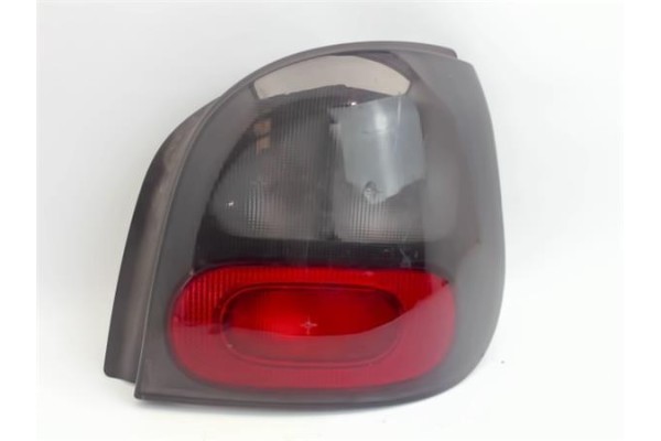 Recambio de piloto trasero derecho para renault megane i scenic (ja0) referencia OEM IAM 7700831731  