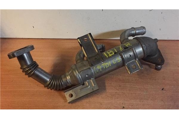 Recambio de enfriador gases egr para seat ibiza (6l1) 1.9 reference referencia OEM IAM 038131513K  