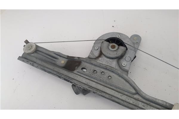 Recambio de mecanismo elevalunas delantero derecho para renault modus i 1.5 dci (fp0f, jp0f) referencia OEM IAM 118242 820074837